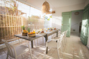 Maison de Nina, à 20m du lagon de trou d'eau